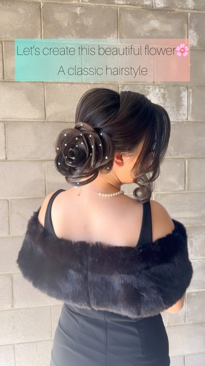 The flower bun: Fresh flowers pinned in