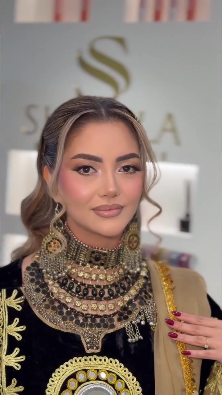 Bride in traditional Afghan attire